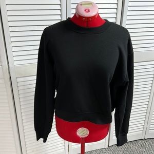 Zara black cropped sweatshirt